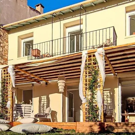 Palmire, Large Terrace With Jacuzzi Available