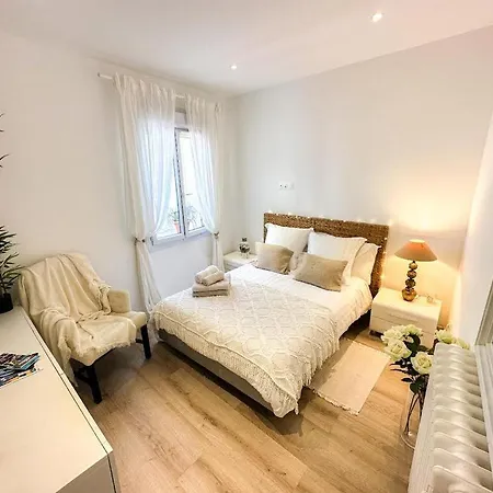 Guest house Palmire, Large Terrace With Jacuzzi Available La Turbie
